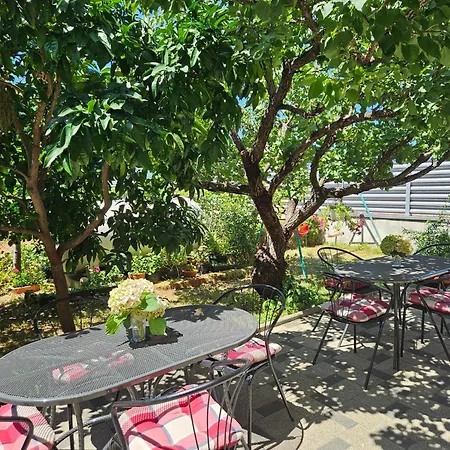 Stadion Διαμέρισμα