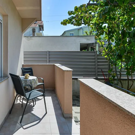 Stadion * Ζαντάρ