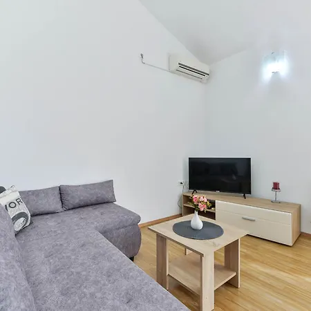 Stadion Apartman Zára